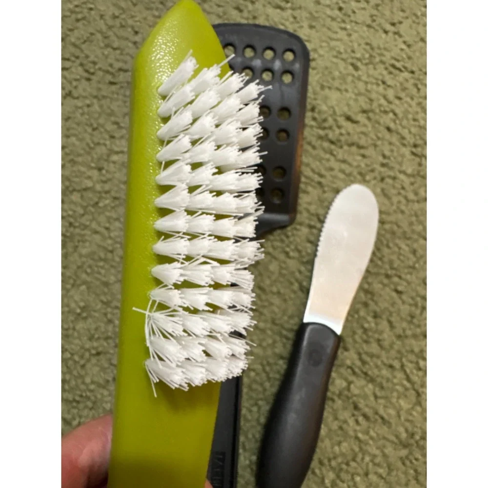 Farberware Spatula Pampered Chef Spreader and Vegetable Peeler Brush Set 3pc